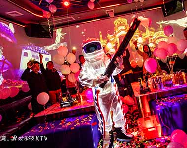 KTV裝修完工圖與KTV效果圖對(duì)比