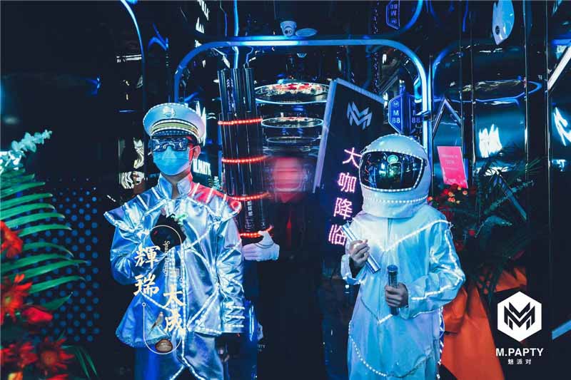 KTV設(shè)計(jì)現(xiàn)場氛圍烘托 KTV設(shè)計(jì)現(xiàn)場氛圍烘托